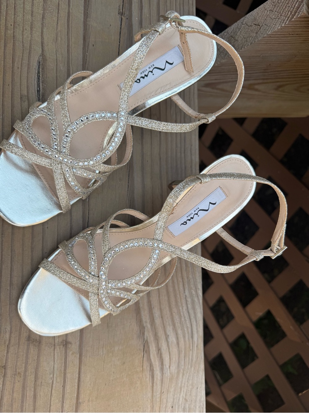 Nina Women's Anabel High Heel Gold Strappy Rhinestone. Size 8. Sparkles ✨ ☀️